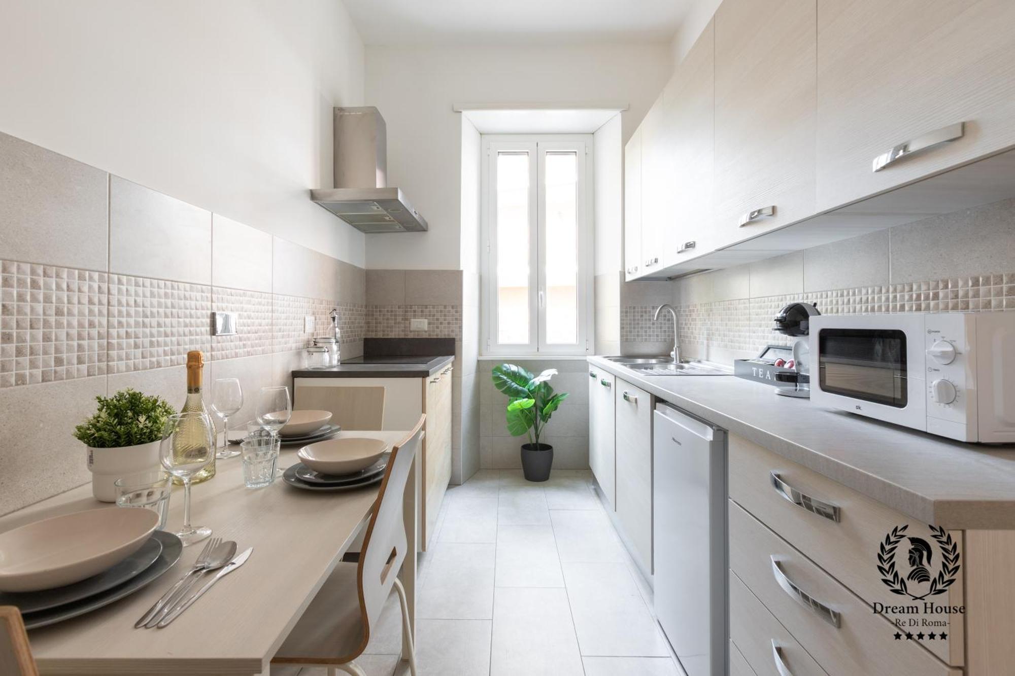 Dream House Re Di - 50mt To Metro Station, Position, 4pax, 2bdr Appartamento *