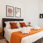 Dream House Re Di Roma - 50Mt To Metro Station, Central Position, 4Pax, 2Bdr