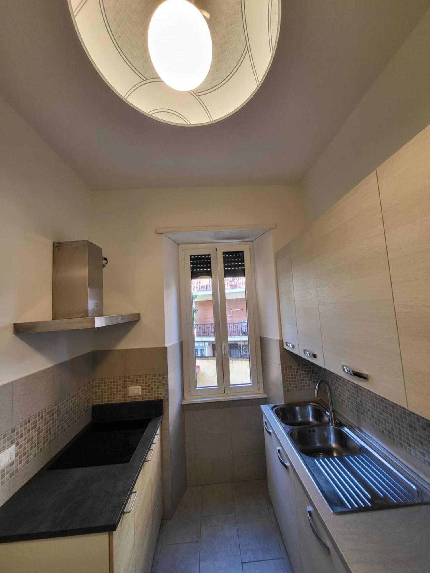 Apartment Dream House Re Di - 50mt To Metro Station, Position, 4pax, 2bdr