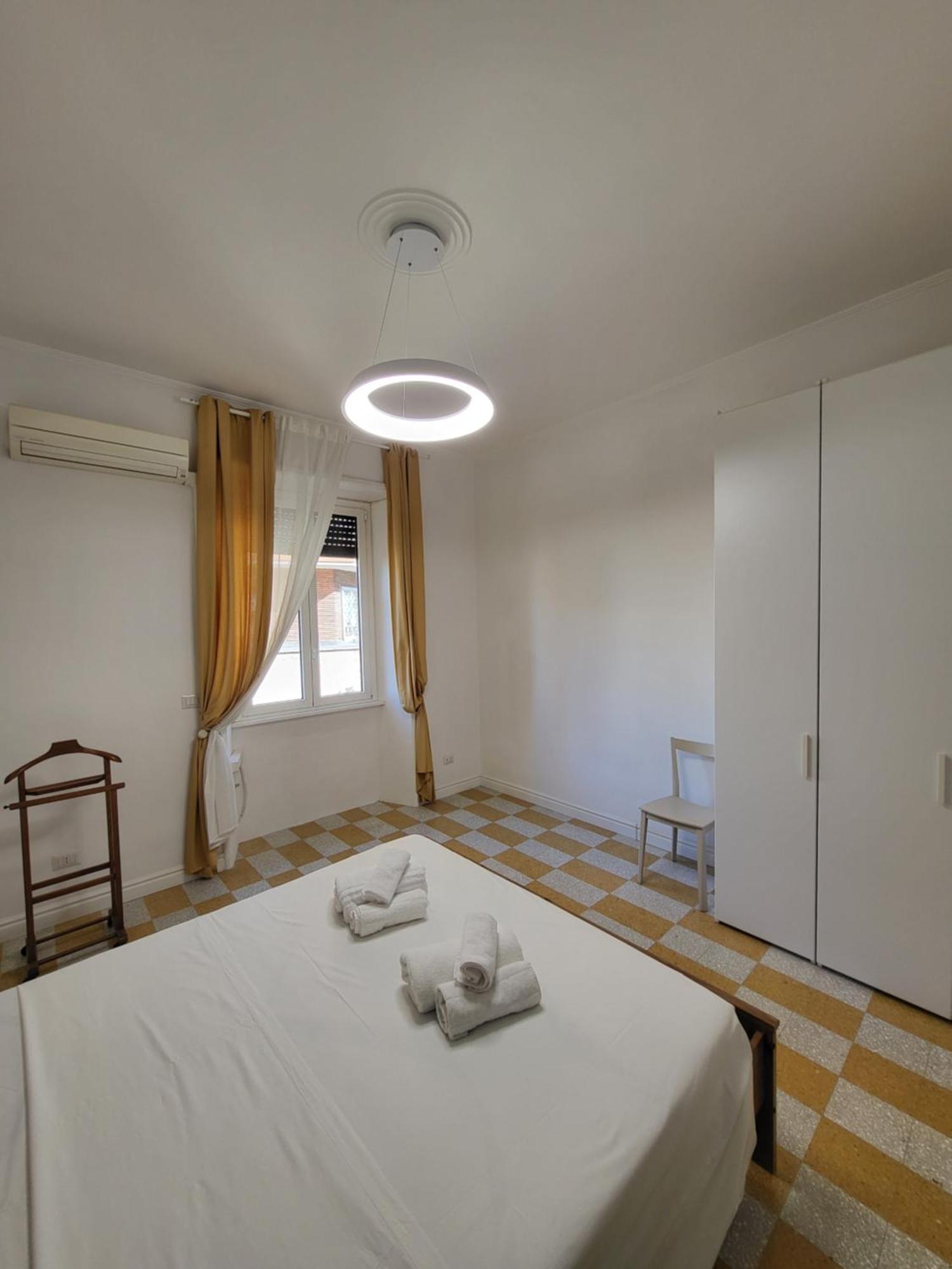 Apartment Dream House Re Di - 50mt To Metro Station, Position, 4pax, 2bdr Rom