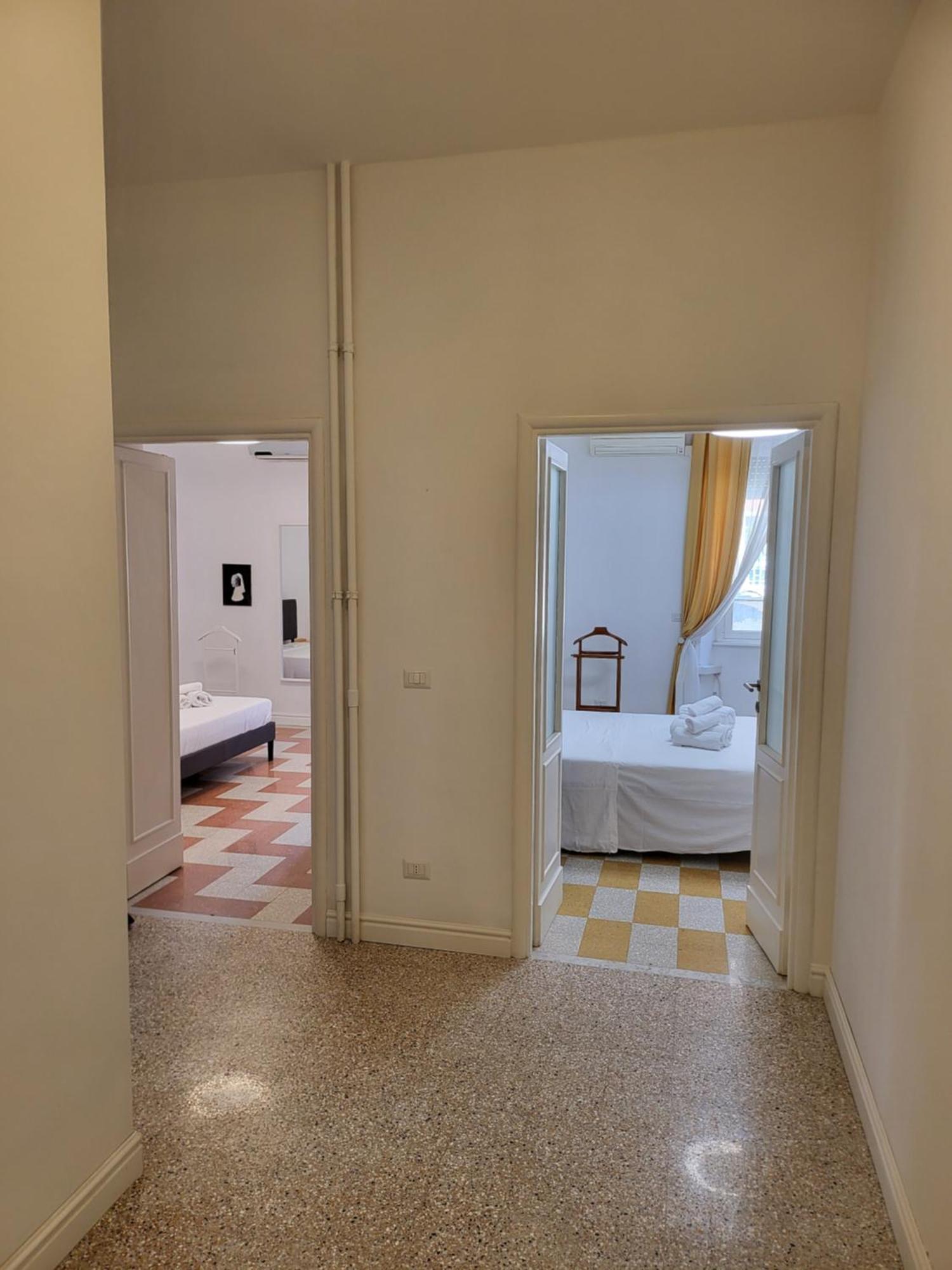 Dream House Re Di - 50mt To Metro Station, Position, 4pax, 2bdr Apartment *