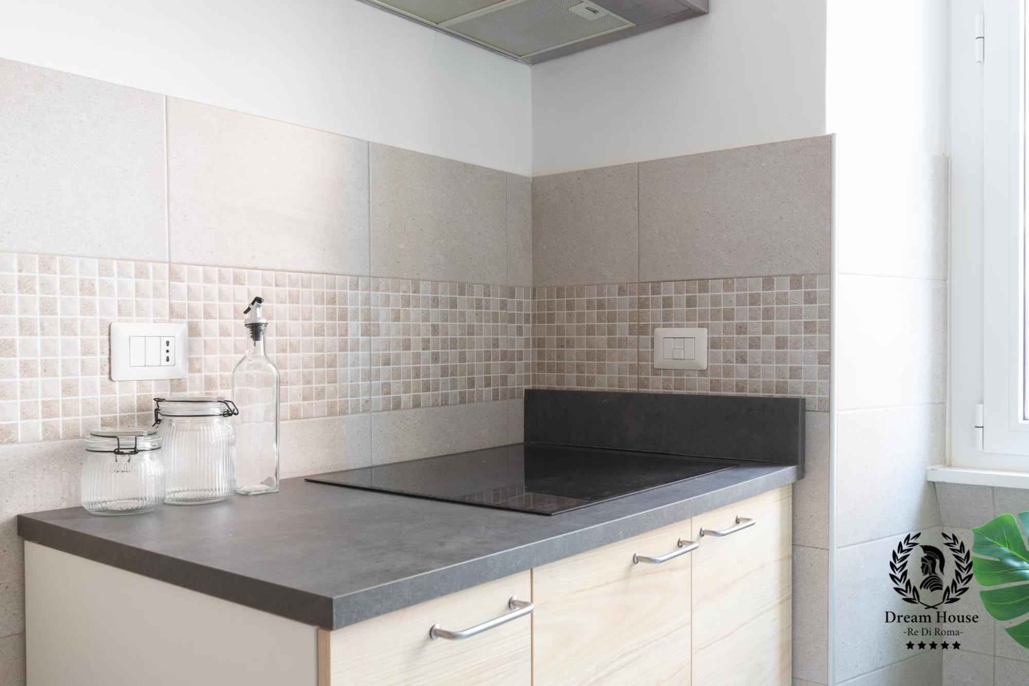 Dream House Re Di - 50mt To Metro Station, Position, 4pax, 2bdr Apartment Rom